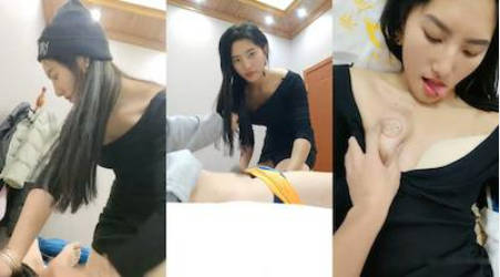 嫩妹子，漂亮爱笑，美腿翘臀，今夜艳福不浅干爽了